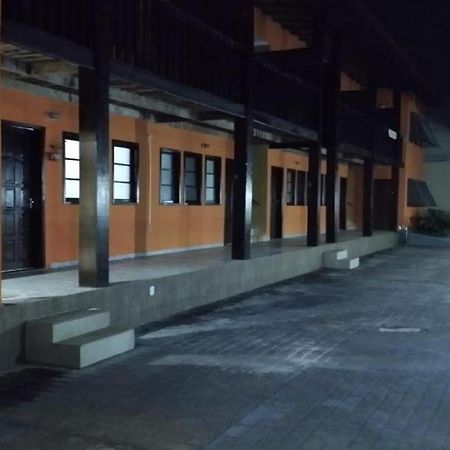 Hotel Pousada Em Guarapari - Pousada Paraiso - Predio 124 Exterior photo